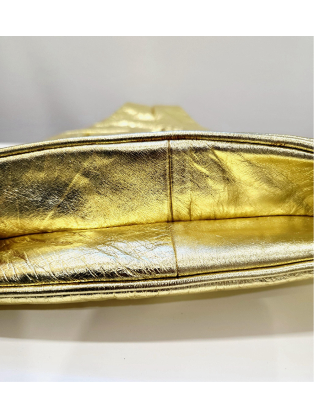Vintage glam gold lamé evening bag | Custom Made by Frenchy | 70s–80s - Picture 14 of 16